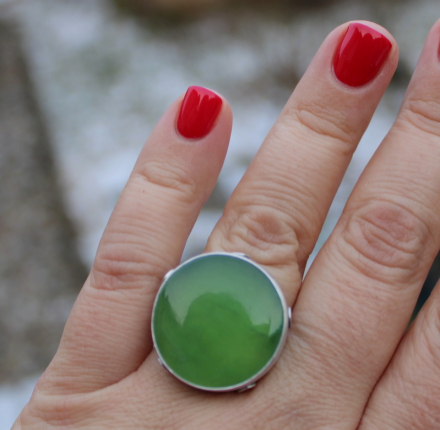 Pierścień srebrny z zielonym jadeitem