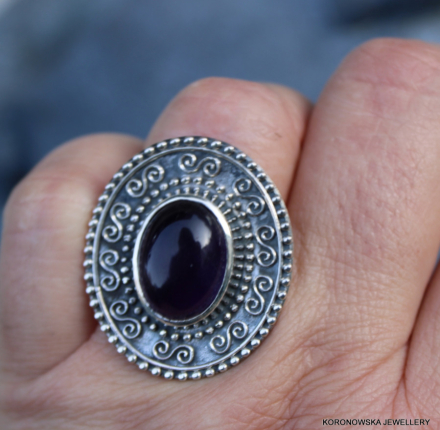 Pierścień srebrny z ametystem