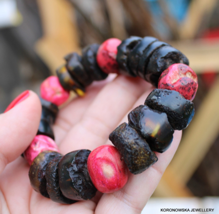 Bransoleta z bursztynów