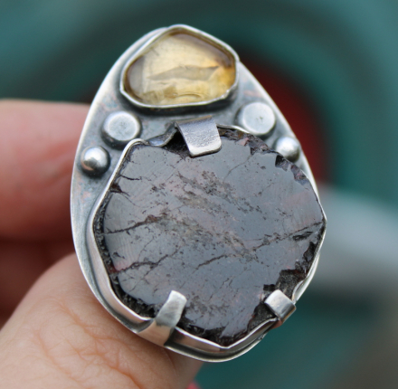 Pierścień srebrny z granatem i cytrynem