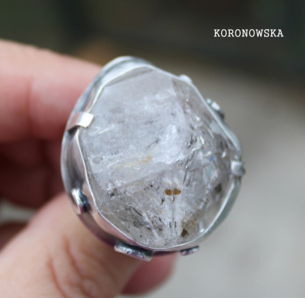 Pierścień srebrny z diamentem herkimera